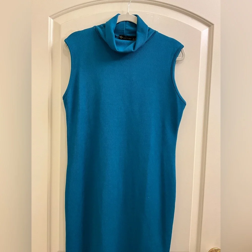I Saw It First Turtle neck midi body con dress in Teal 14 - Picture 8 of 8